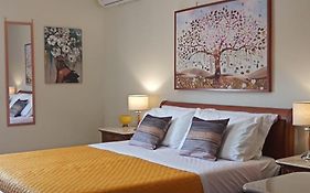 Lorenzo Guest Suite With Free Private Parking-- Cantieri Culturali