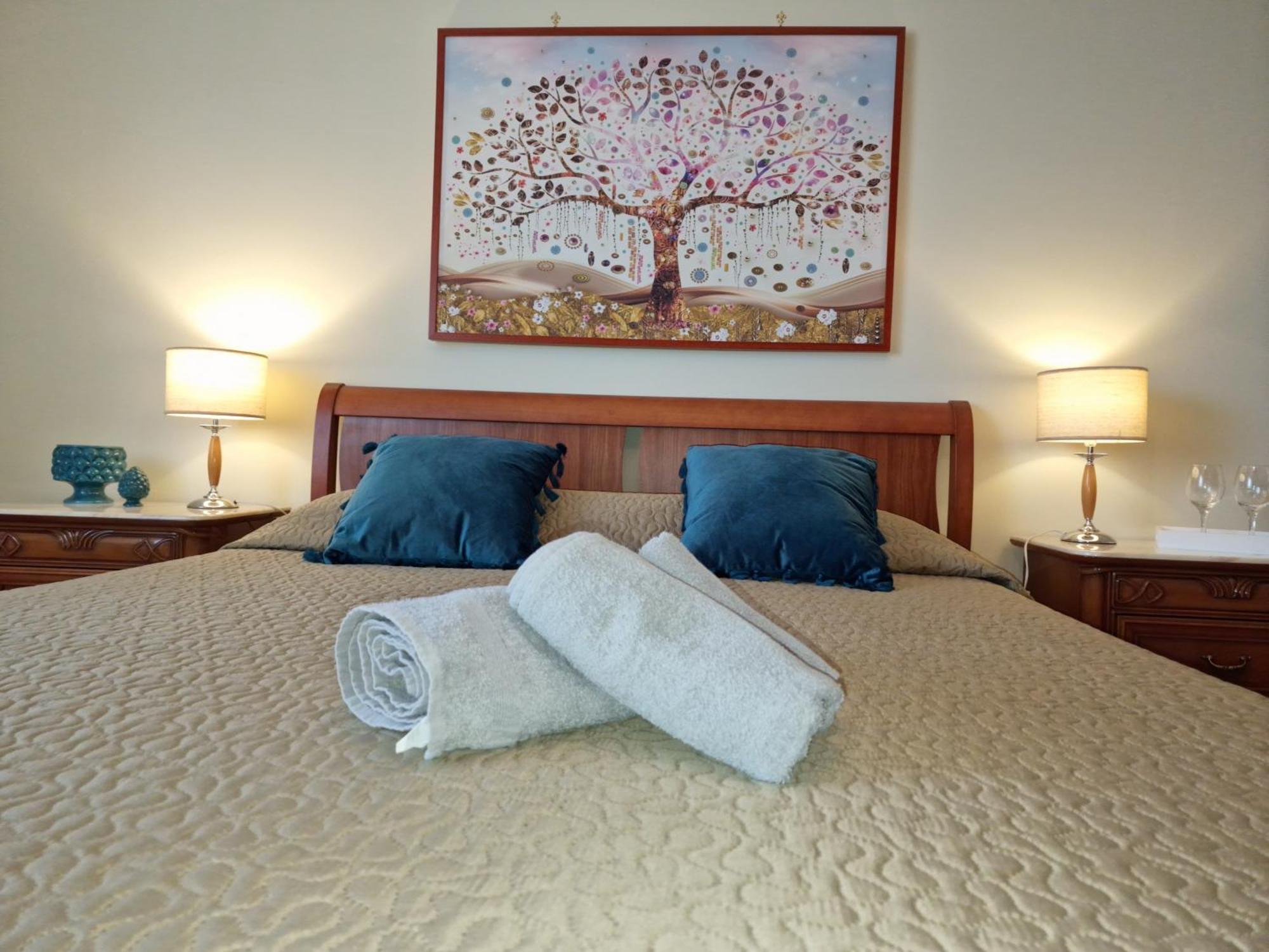 Lorenzo Guest Suite With Free Private Parking-- Cantieri Culturali Palermo Exterior foto