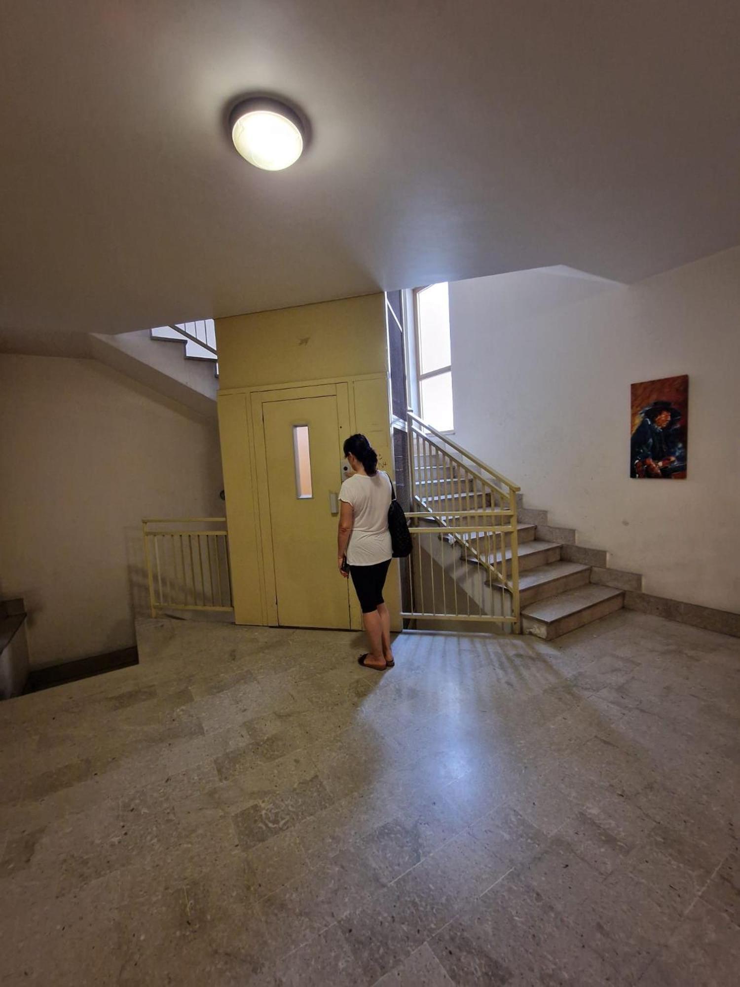 Lorenzo Guest Suite With Free Private Parking-- Cantieri Culturali Palermo Exterior foto